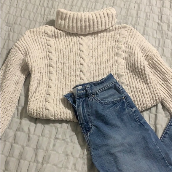 Hippie Rose Sweaters - White Turtleneck